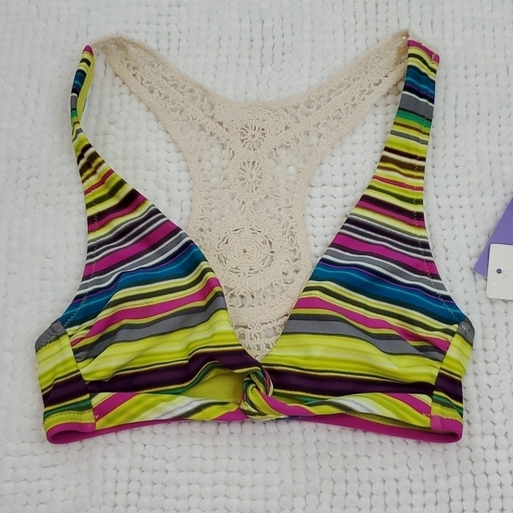 RADIO FIJI REUNION BRA W/ CROCHET. SZ S
